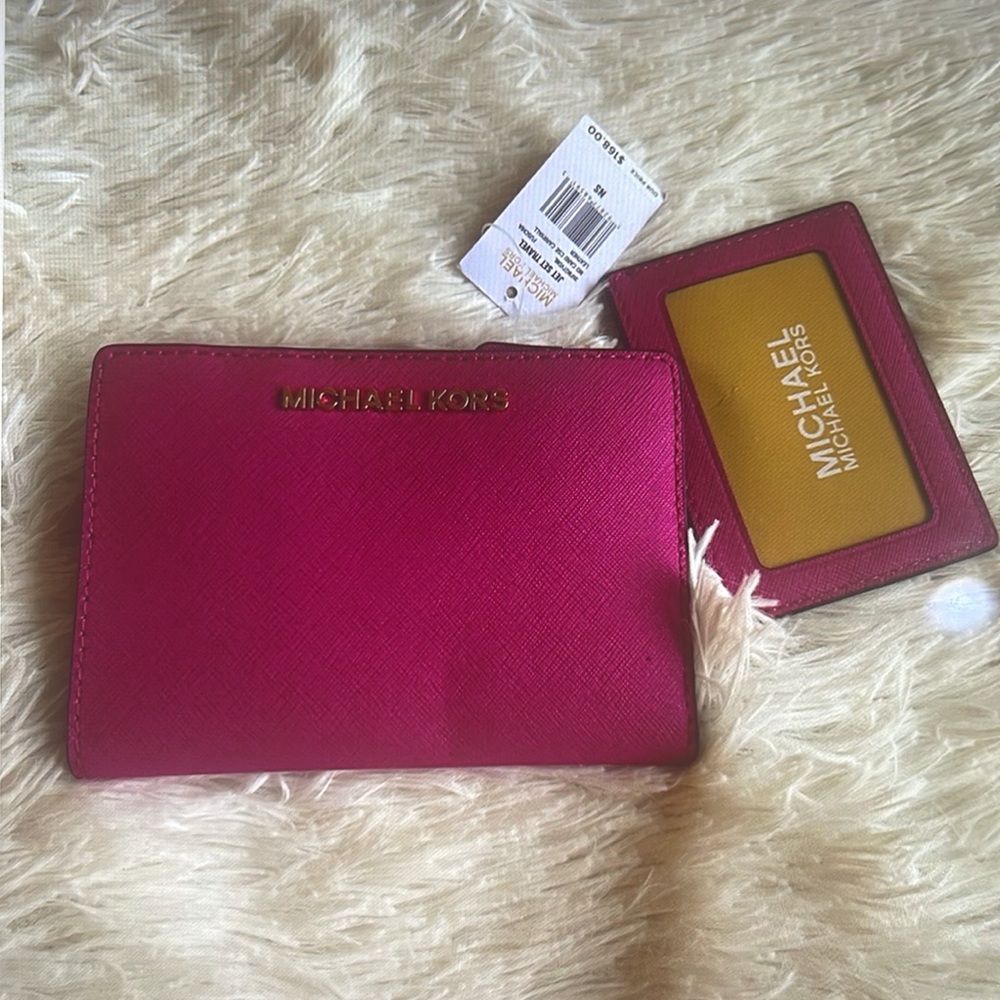 NWT - Michael Kors Card Case Carryall Leather Wallet